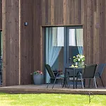 Jurzole - 2 Sesiavieciai Kotedzai Kunigiskiuose - By Hello Sea Homes *