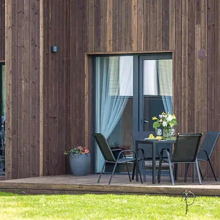 Jurzole - 2 Sesiavieciai Kotedzai Kunigiskiuose - By Hello Sea Homes *
