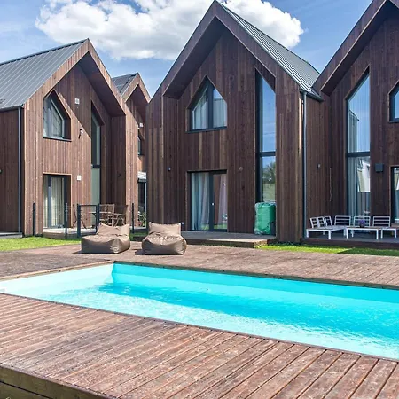 Jurzole - 2 Sesiavieciai Kotedzai Kunigiskiuose - By Hello Sea Homes