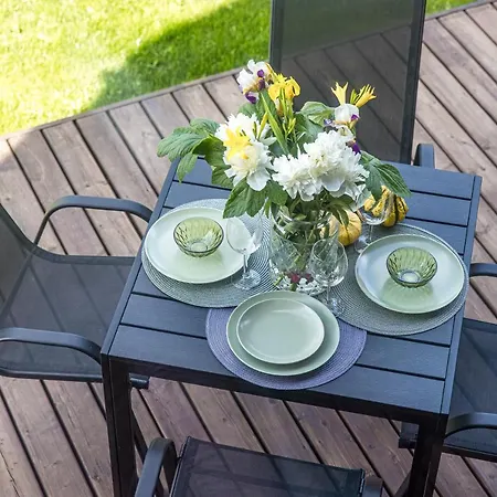 Apartament Jurzole - 2 Sesiavieciai Kotedzai Kunigiskiuose - By Hello Sea Homes