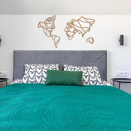 Jurzole - 2 Sesiavieciai Kotedzai Kunigiskiuose - By Hello Sea Homes * Palanga