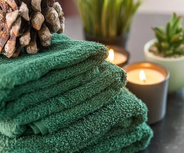 Jurzole - 2 Sesiavieciai Kotedzai Kunigiskiuose - By Hello Sea Homes *